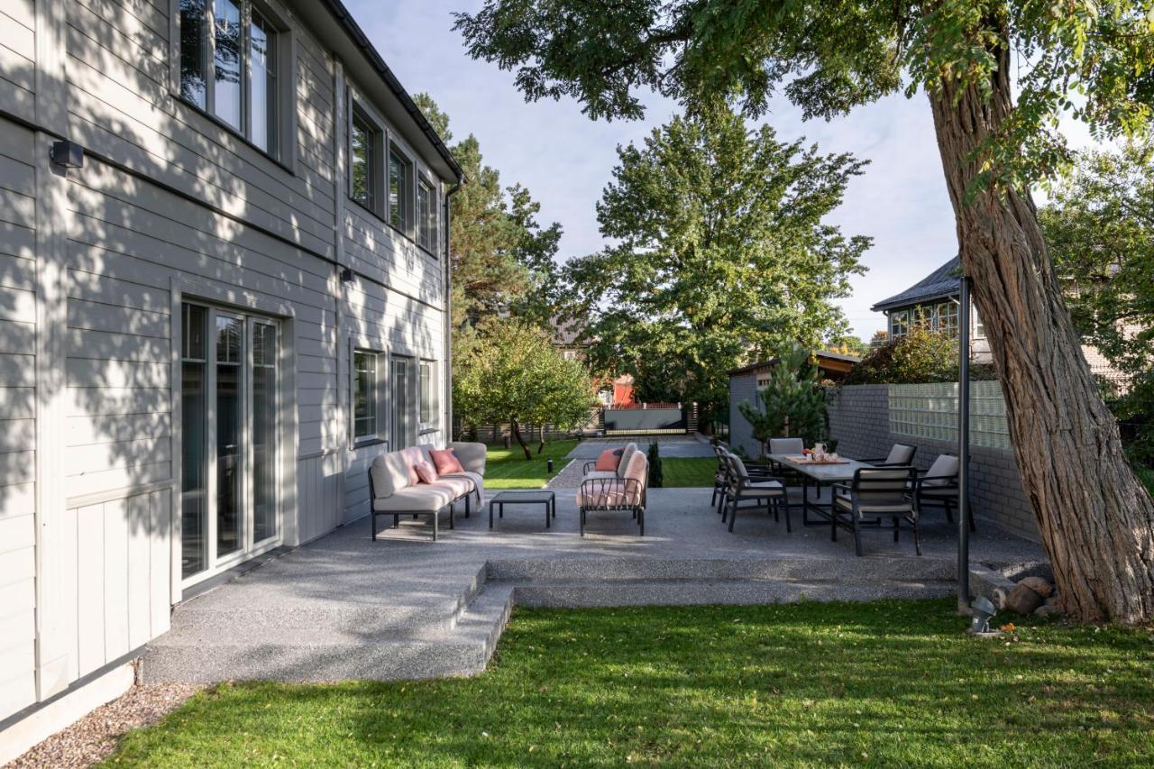 Pine Forest River Villa: Shared Interwar Retreat Near Old Town Kaunas Exterior photo