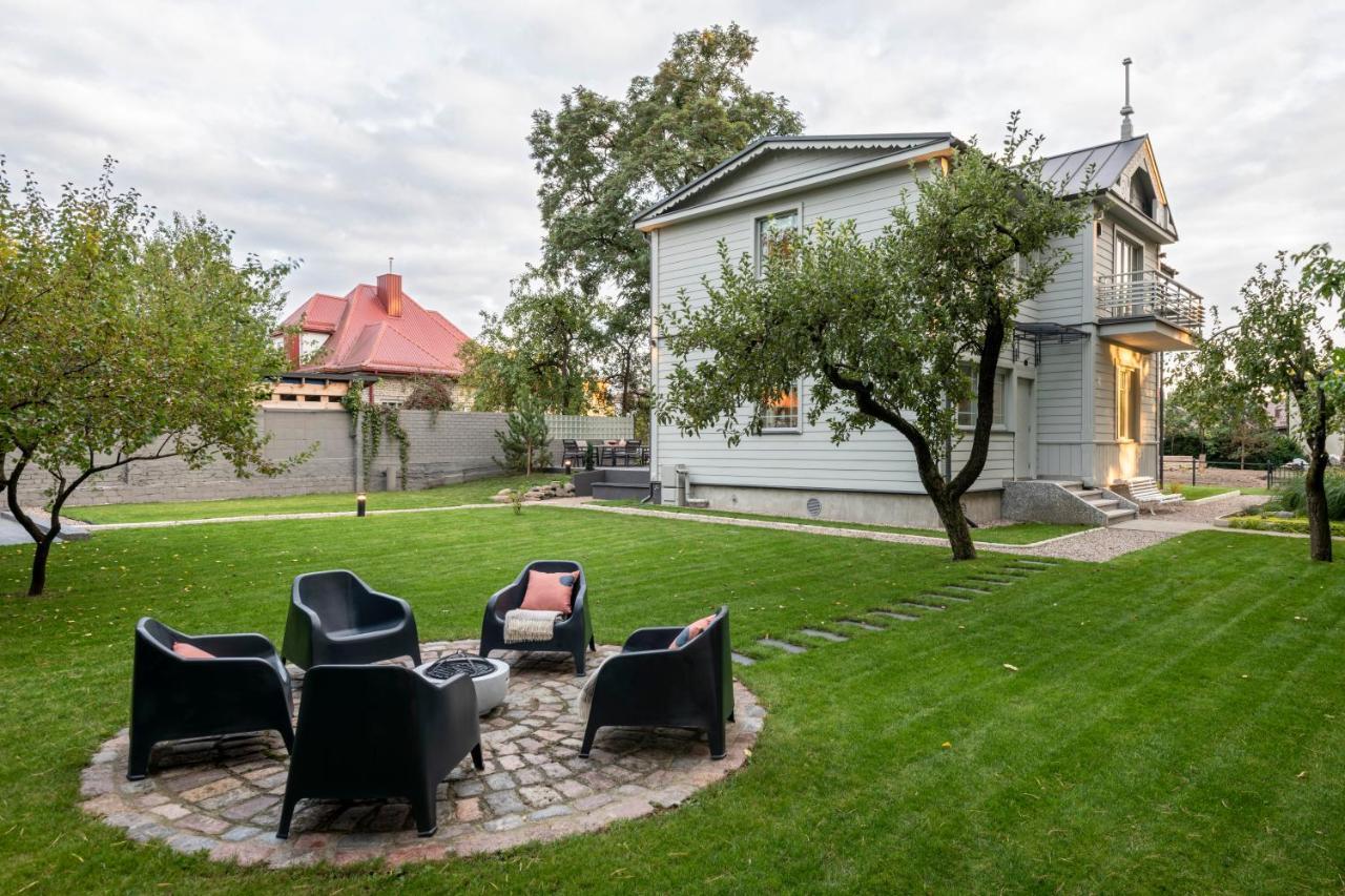 Pine Forest River Villa: Shared Interwar Retreat Near Old Town Kaunas Exterior photo